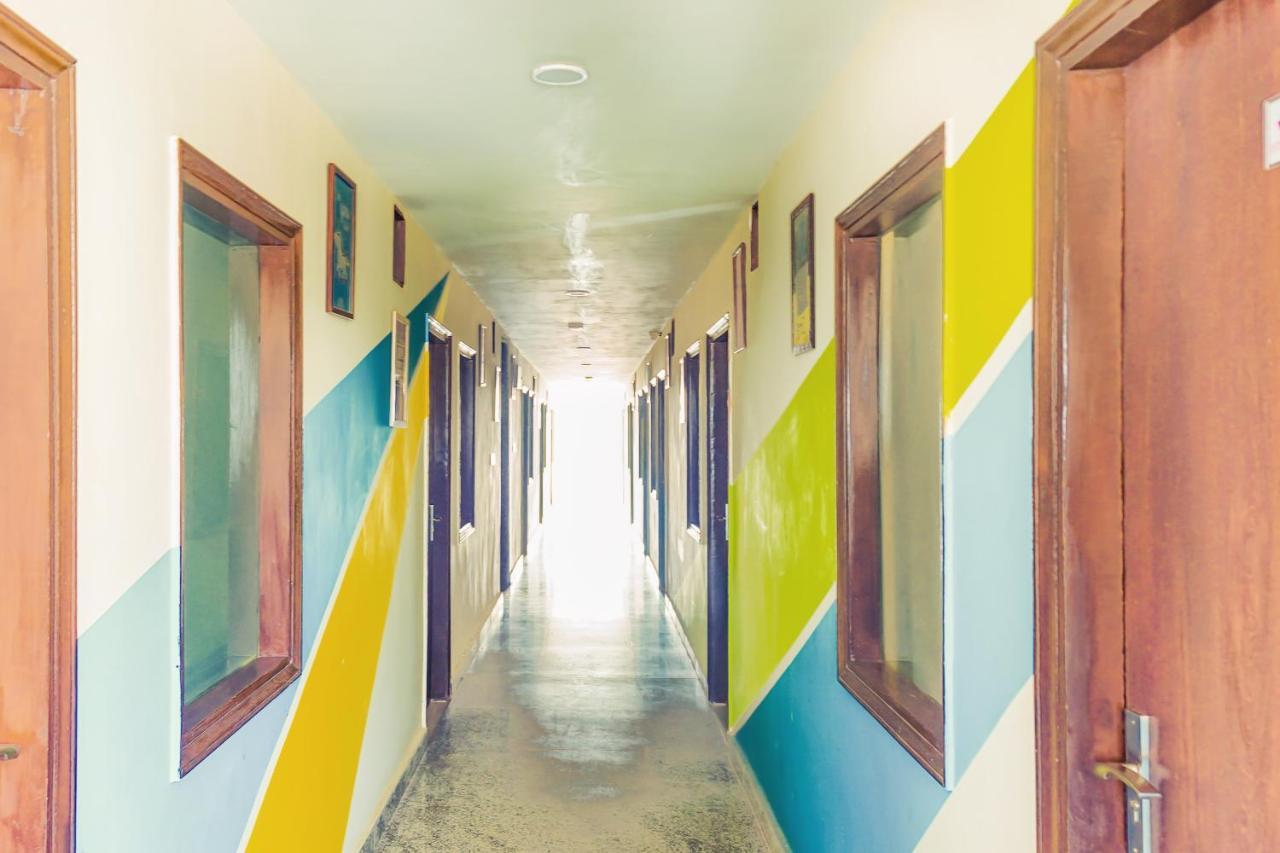 Isthara Coliving Hostel Gurgaon Bagian luar foto